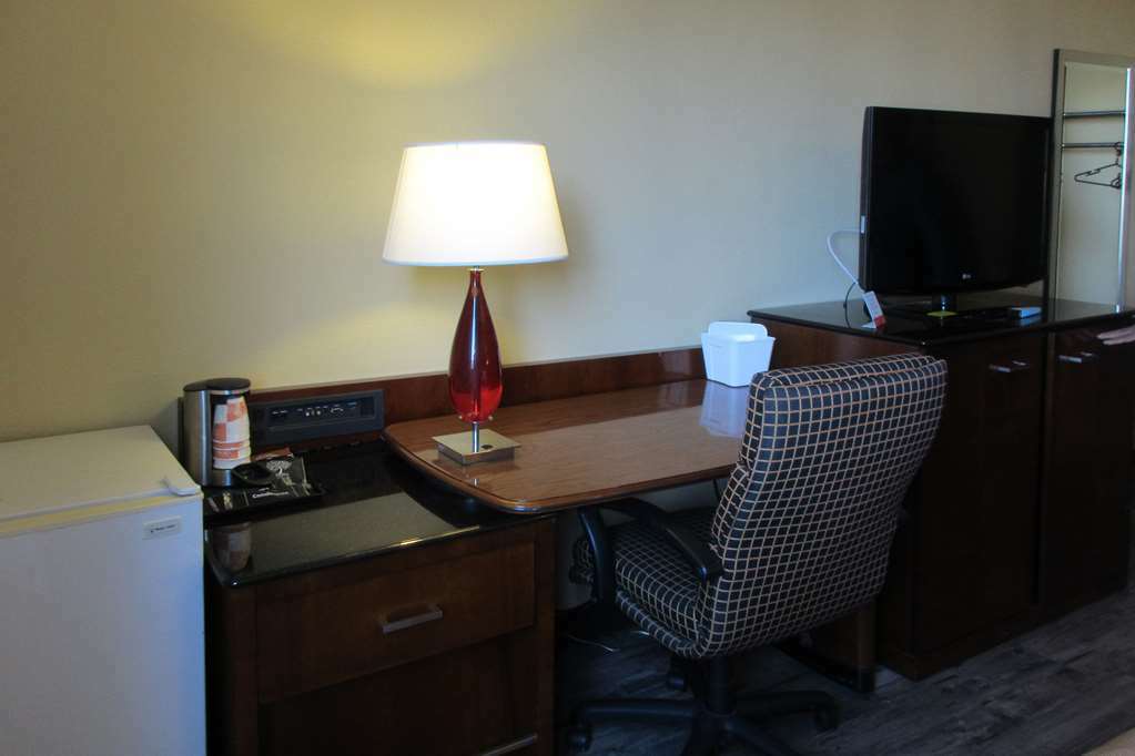 Econo Lodge Fredonia Room photo